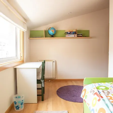 Atico Con Vistas Inmejorables Al Puerto アパート ア・グアルダ