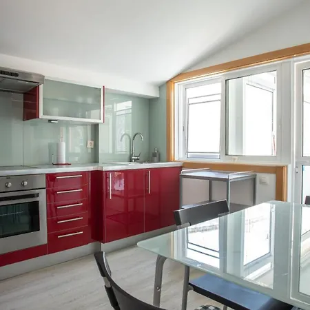 Atico Con Vistas Inmejorables Al Puerto